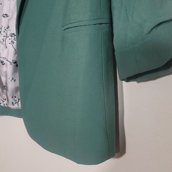 Kensie NWT Stretch Crepe Blazer Jacket w/ Roll Tab Sleeve Detail XS Green - Picture 5 of 9